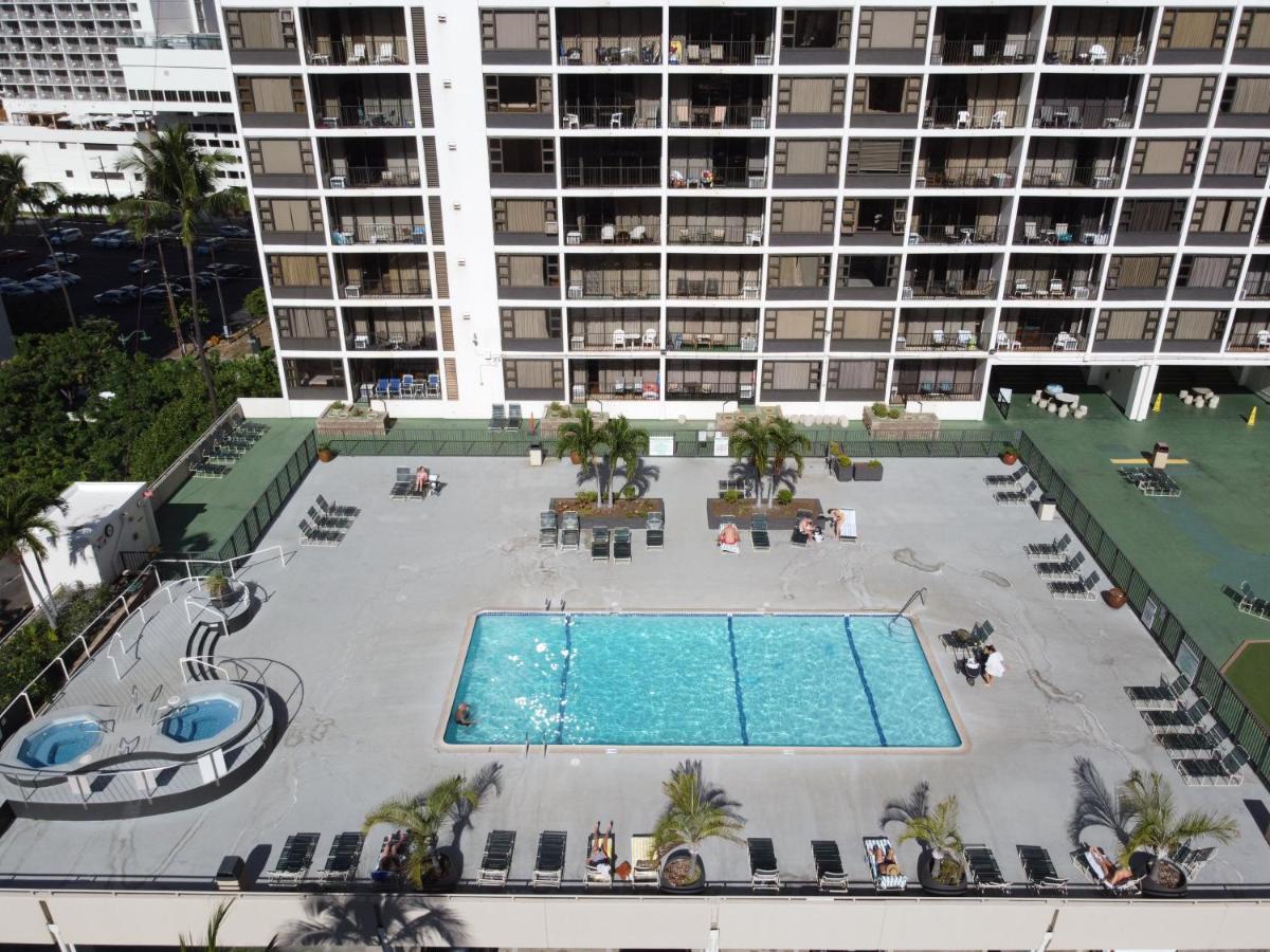Waikiki Banyan 1Br With Great Ocean Views, Steps To Beach & Parking! Honolulu Dış mekan fotoğraf