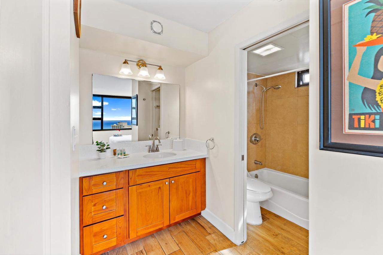 Waikiki Banyan 1Br With Great Ocean Views, Steps To Beach & Parking! Honolulu Dış mekan fotoğraf