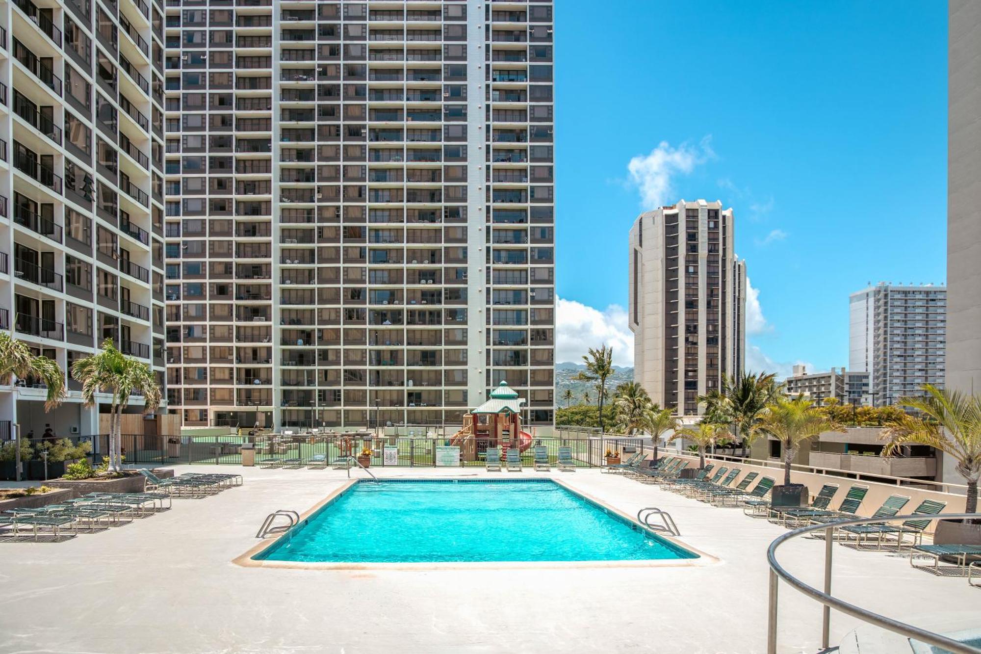 Waikiki Banyan 1Br With Great Ocean Views, Steps To Beach & Parking! Honolulu Dış mekan fotoğraf